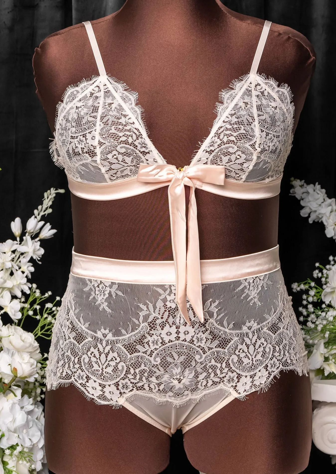 Eyelash Lace Bow Bralette - Champagne
