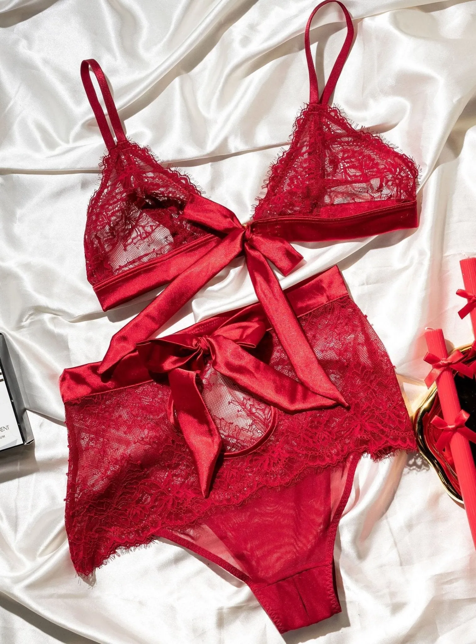 Eyelash Lace Bow Bralette - Red