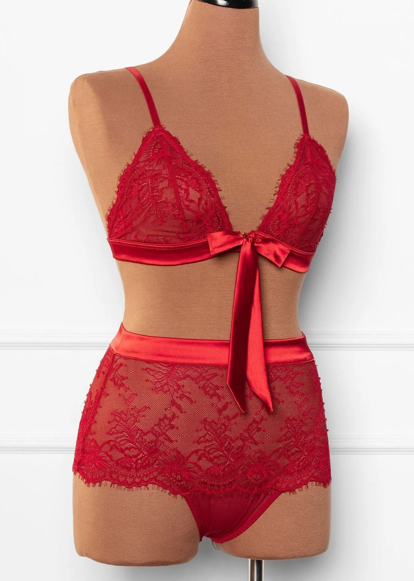 Eyelash Lace Bow Bralette - Red