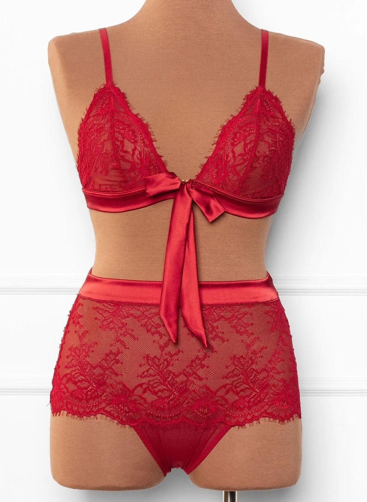 Eyelash Lace Bow Bralette - Red