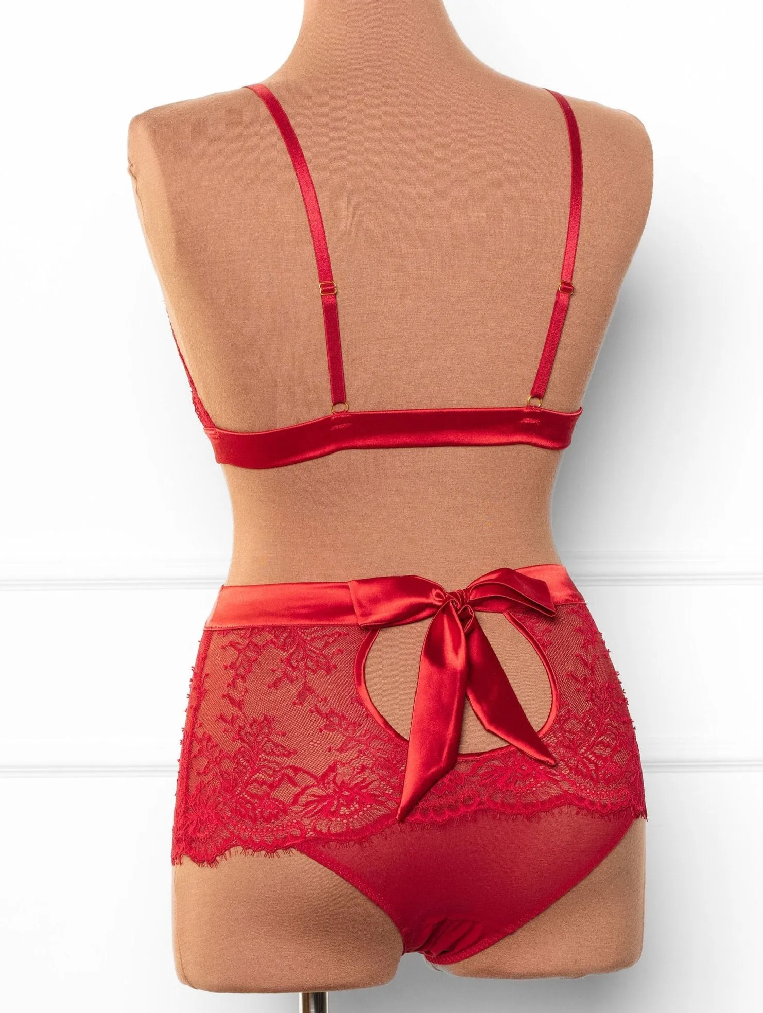 Eyelash Lace Bow Bralette - Red