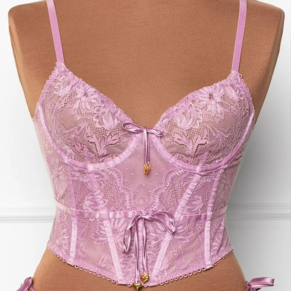 Lace-Up Underwire Corset - Lilac