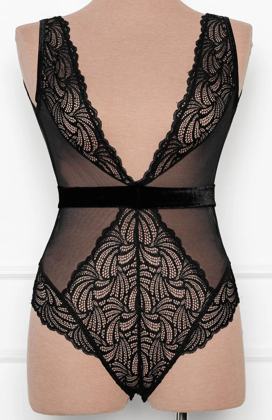 Lacy Plunge Teddy - Black