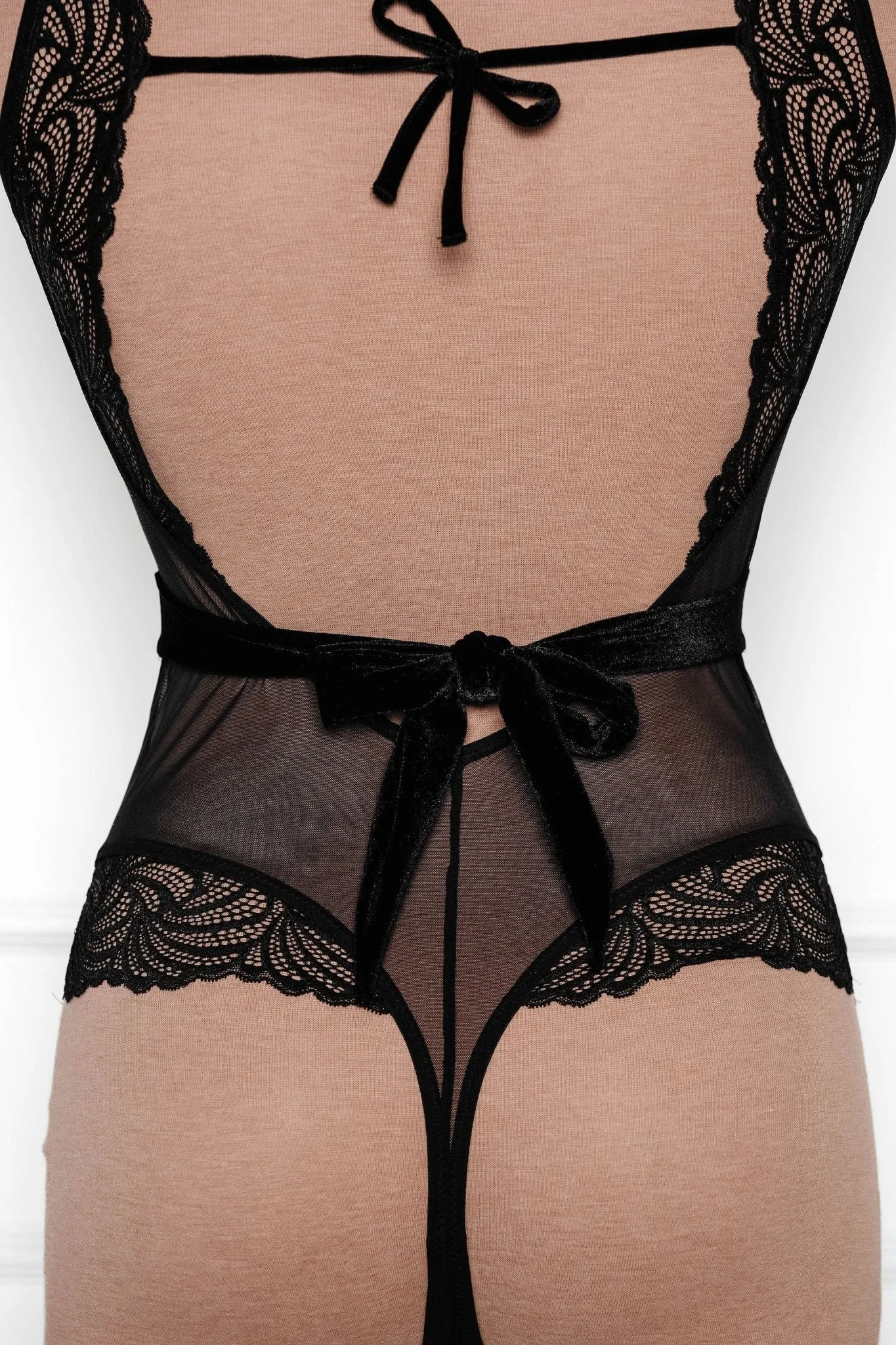 Lacy Plunge Teddy - Black