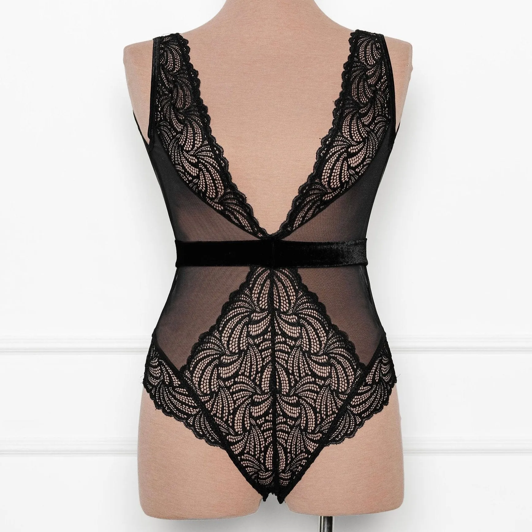 Lacy Plunge Teddy - Black