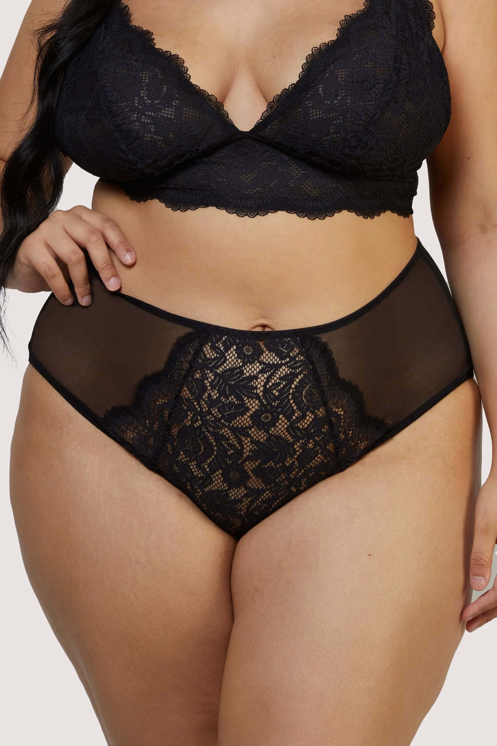 Laura Black High Waisted Brief