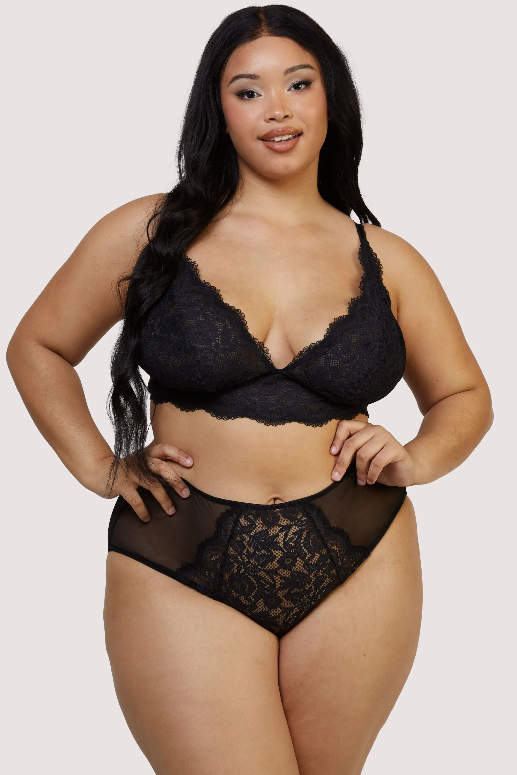 Laura Black High Waisted Brief