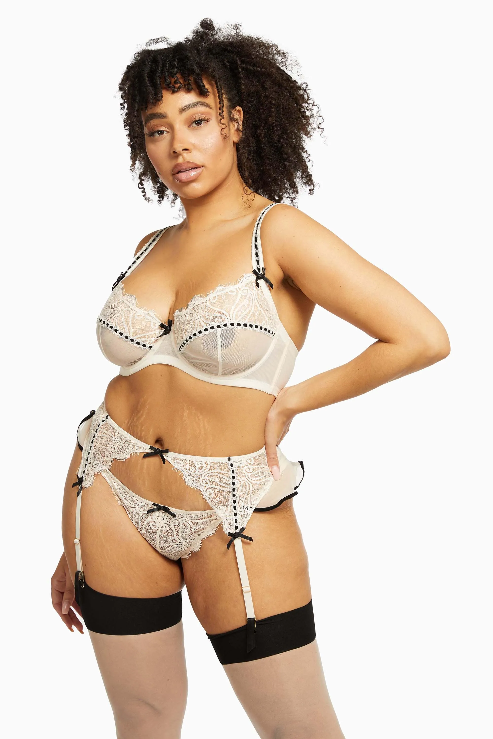 Monica Ribbon Slot Lace Bra Peach