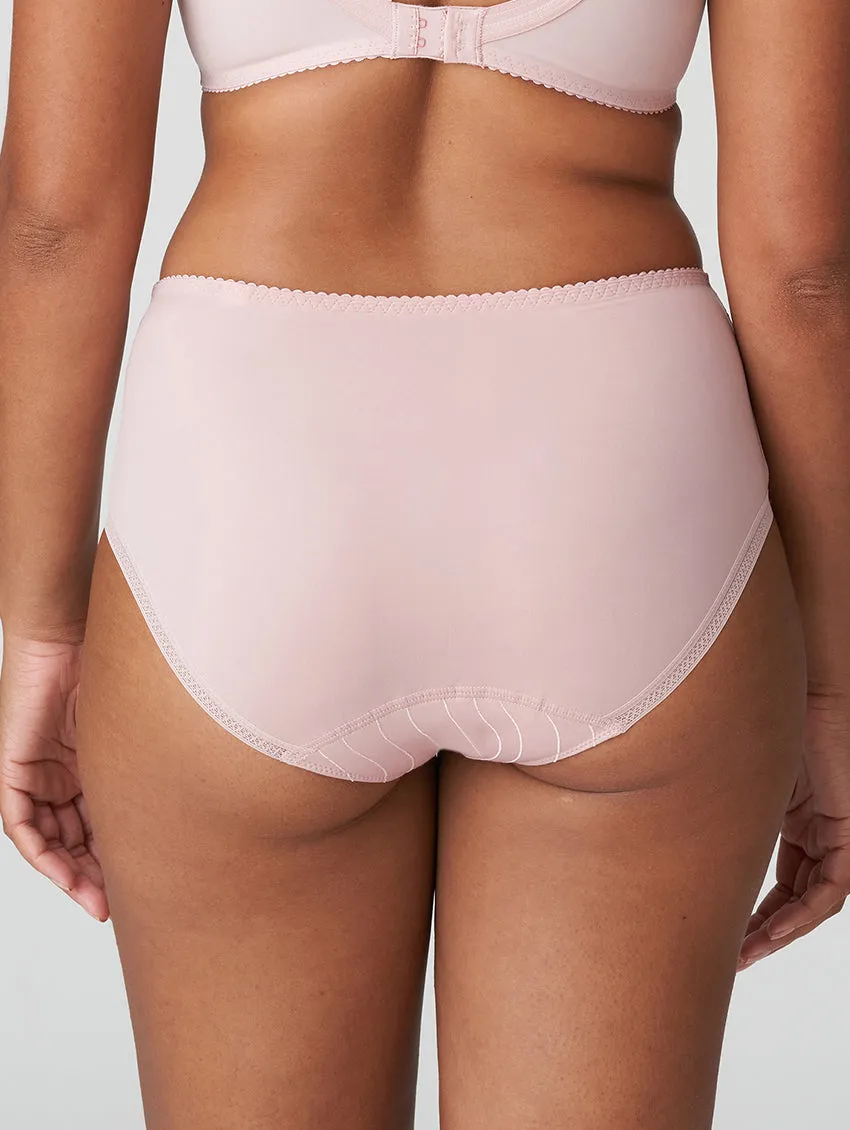 PrimaDonna Deauville Full Brief