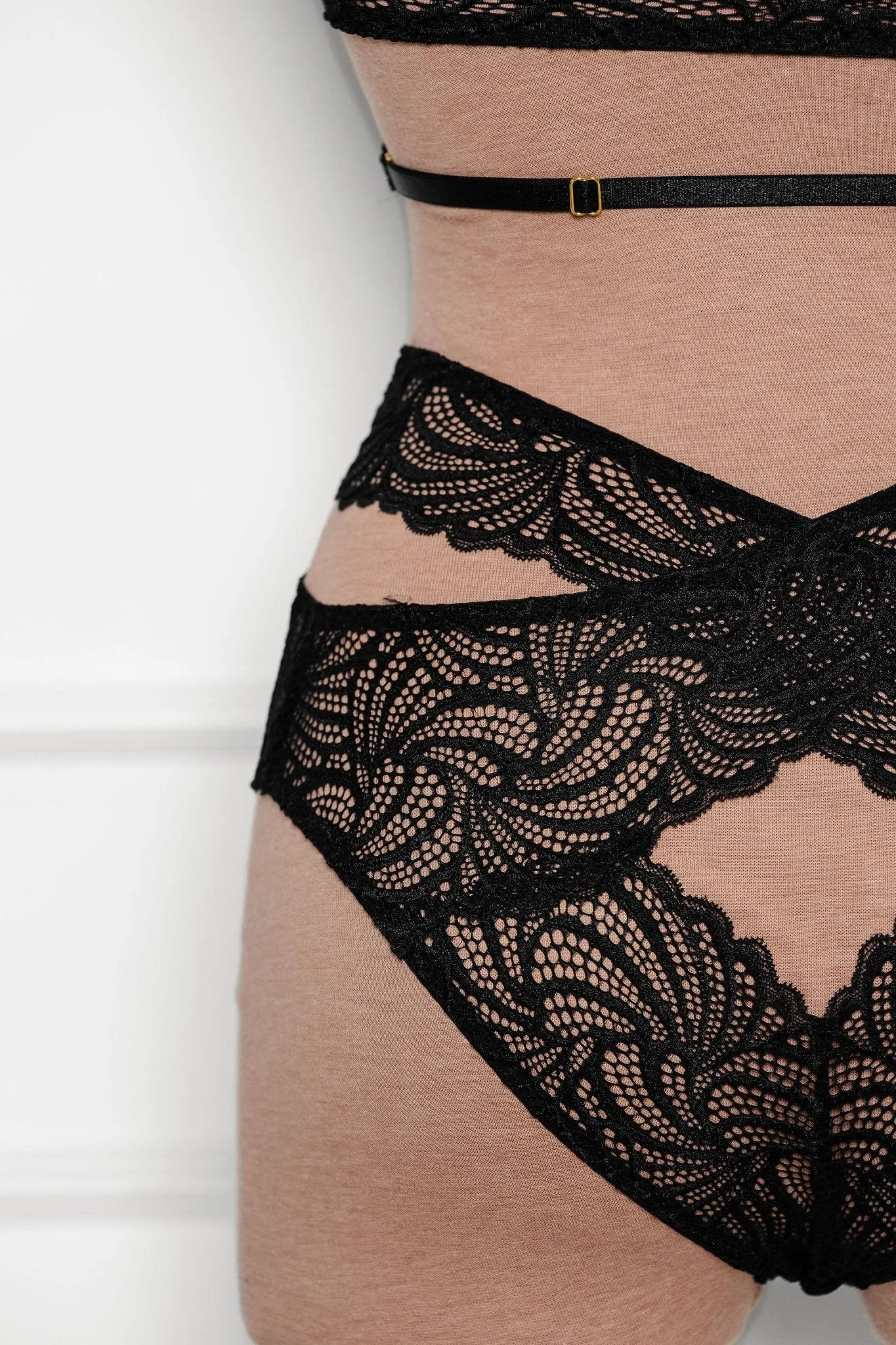 Strappy Wrap High Waist Panty - Black