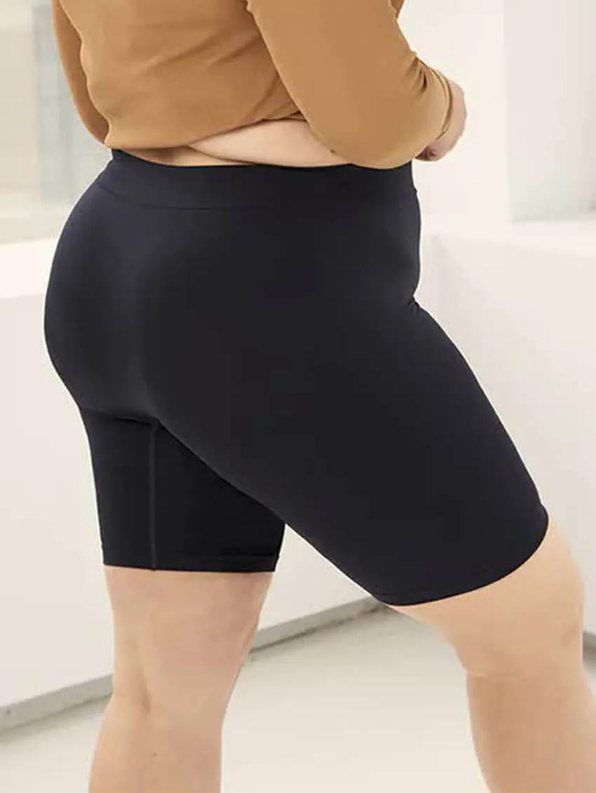 Thigh Society Regular Rise 9 Shorts